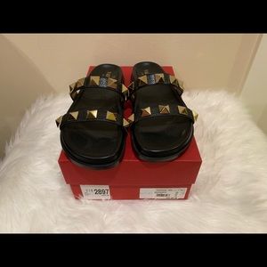 Black Rockstud Flat Leather Slide Sandal